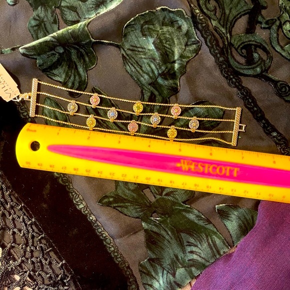 Gorgeous Villager By Liz Claiborne Bracelet - Picture 6 of 7